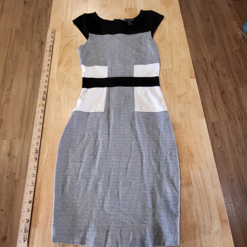 French Connection Black Gray White Sleeveless Jersey Knit Pencil Dress Zip